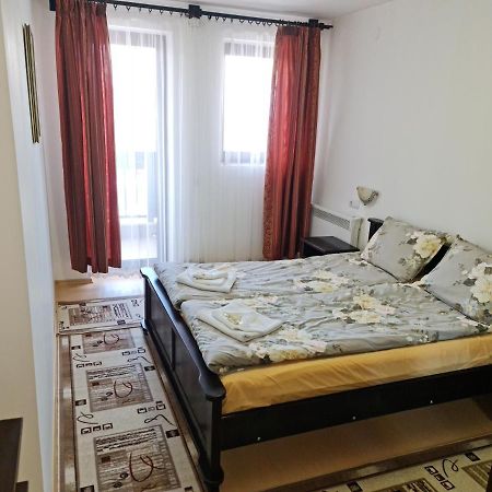 Efo Apartment Банско Екстериор снимка