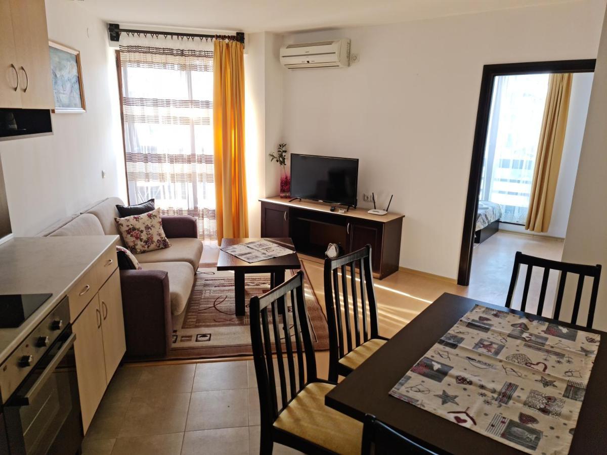 Efo Apartment Банско Екстериор снимка