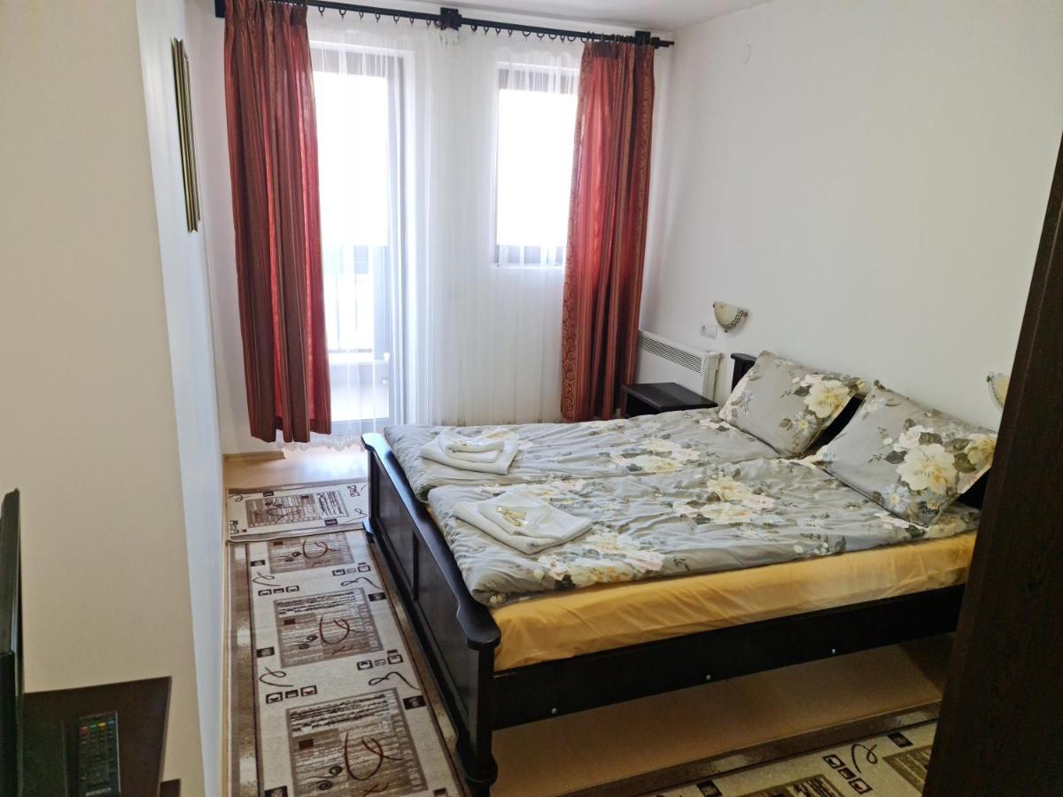 Efo Apartment Банско Екстериор снимка