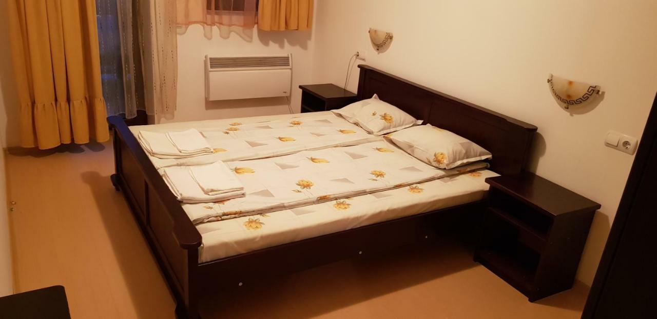 Efo Apartment Банско Екстериор снимка