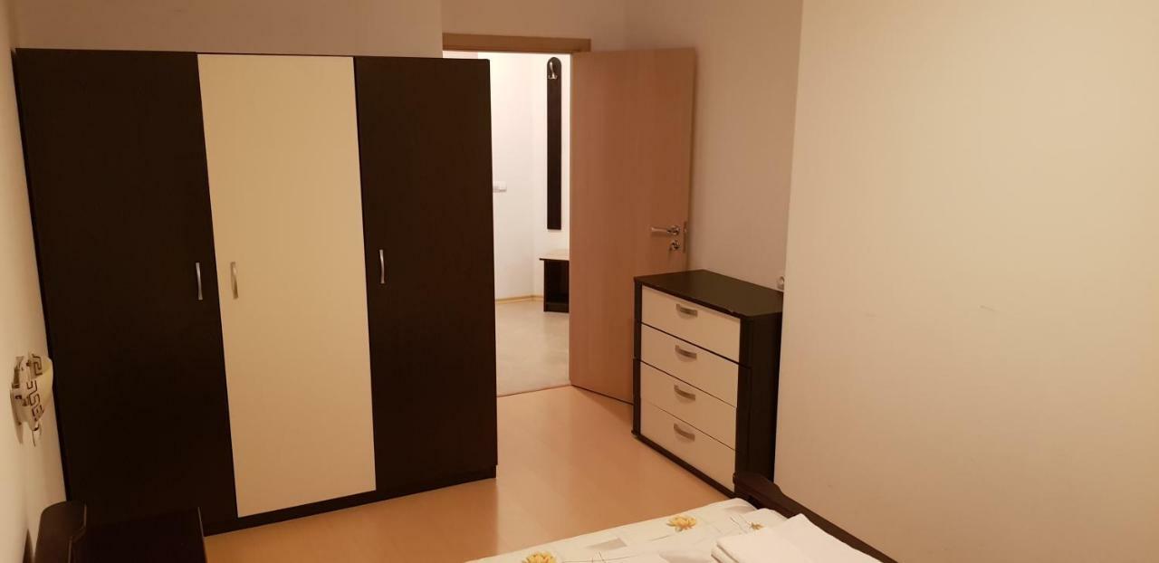 Efo Apartment Банско Екстериор снимка